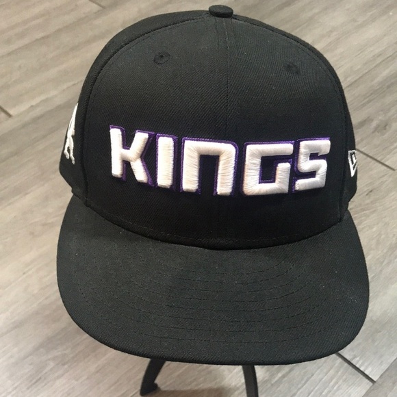 New Era 9Fifty Black Embroidered “Sacramento Kings”. Baseball Cap - Picture 1 of 9